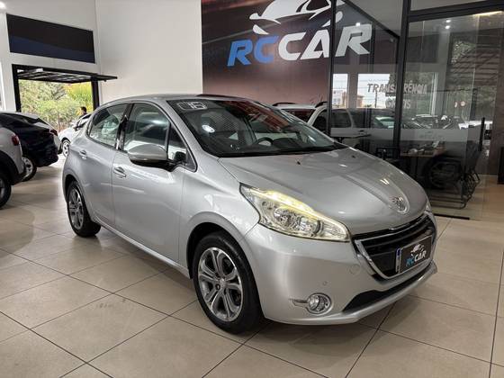PEUGEOT 208 1.6 GRIFFE 16V FLEX 4P AUTOMÁTICO PEUGEOT 208 1.6 GRIFFE 16V FLEX 4P AUTOMÁTICO